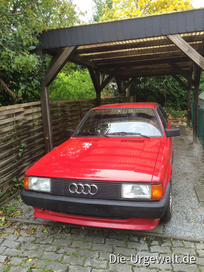 Audi 80 GT beim Restaurieren